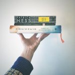3 Mini-reviews: Murakamis nye roman, klassisk sci-fi og alsidig ungdoms-sci-fi