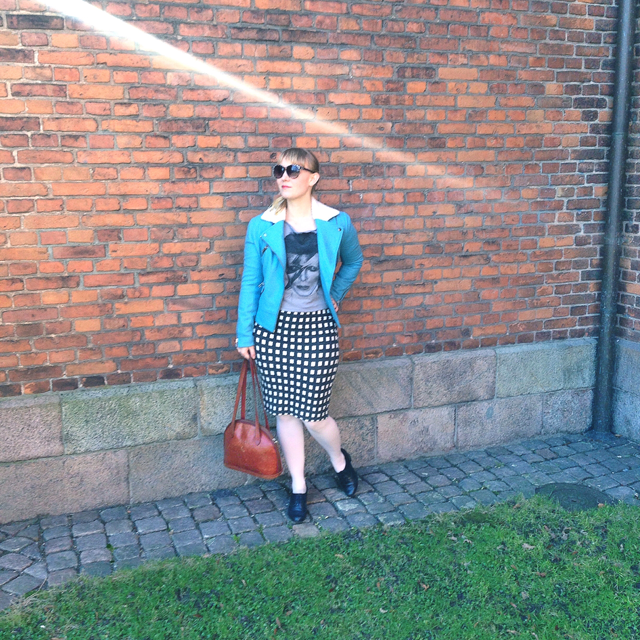 edith & ella jacket, bowie blouse, vintage joop bag and dune shoes