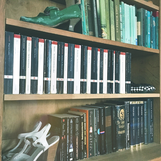 bookshelf