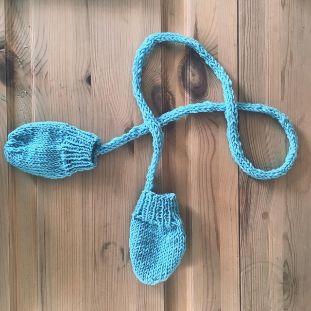 knitted baby mitts